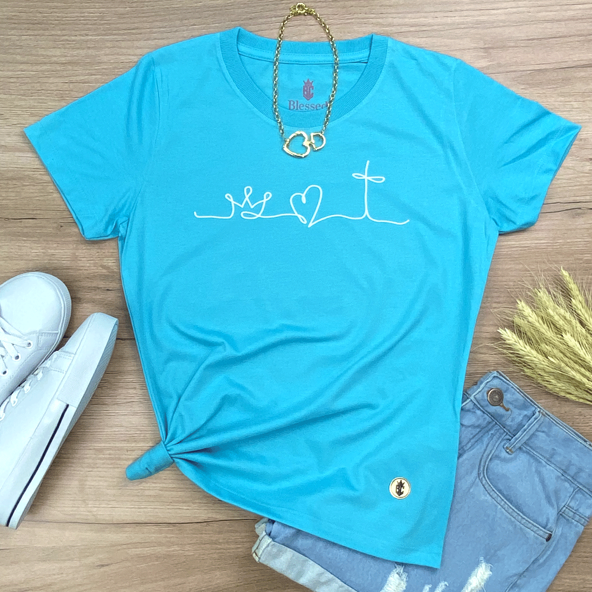Camiseta Feminina Turquesa Coroa Coração