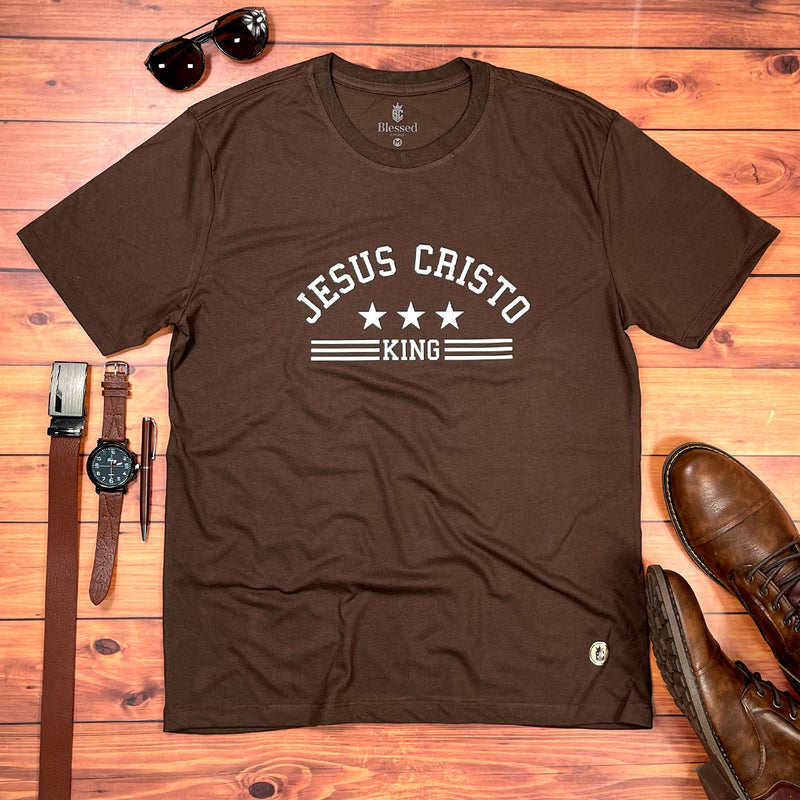 Camiseta Masculina Marrom Jesus Cristo King