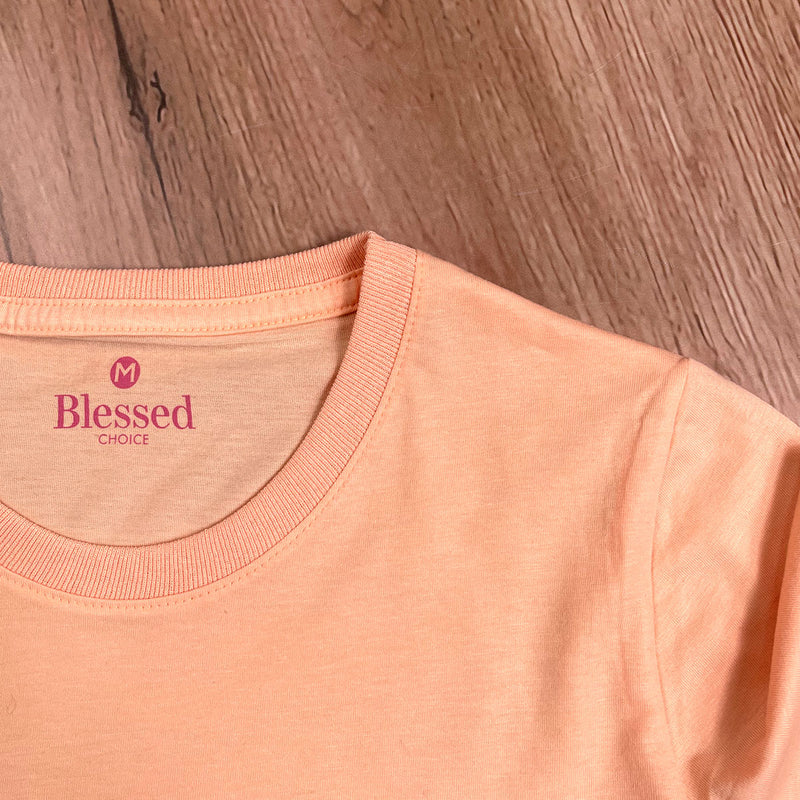 Camiseta Feminina Salmão Aplique Camaleão Yeshua