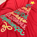 Camiseta Feminina Vermelha Árvore Fé Paz Colors