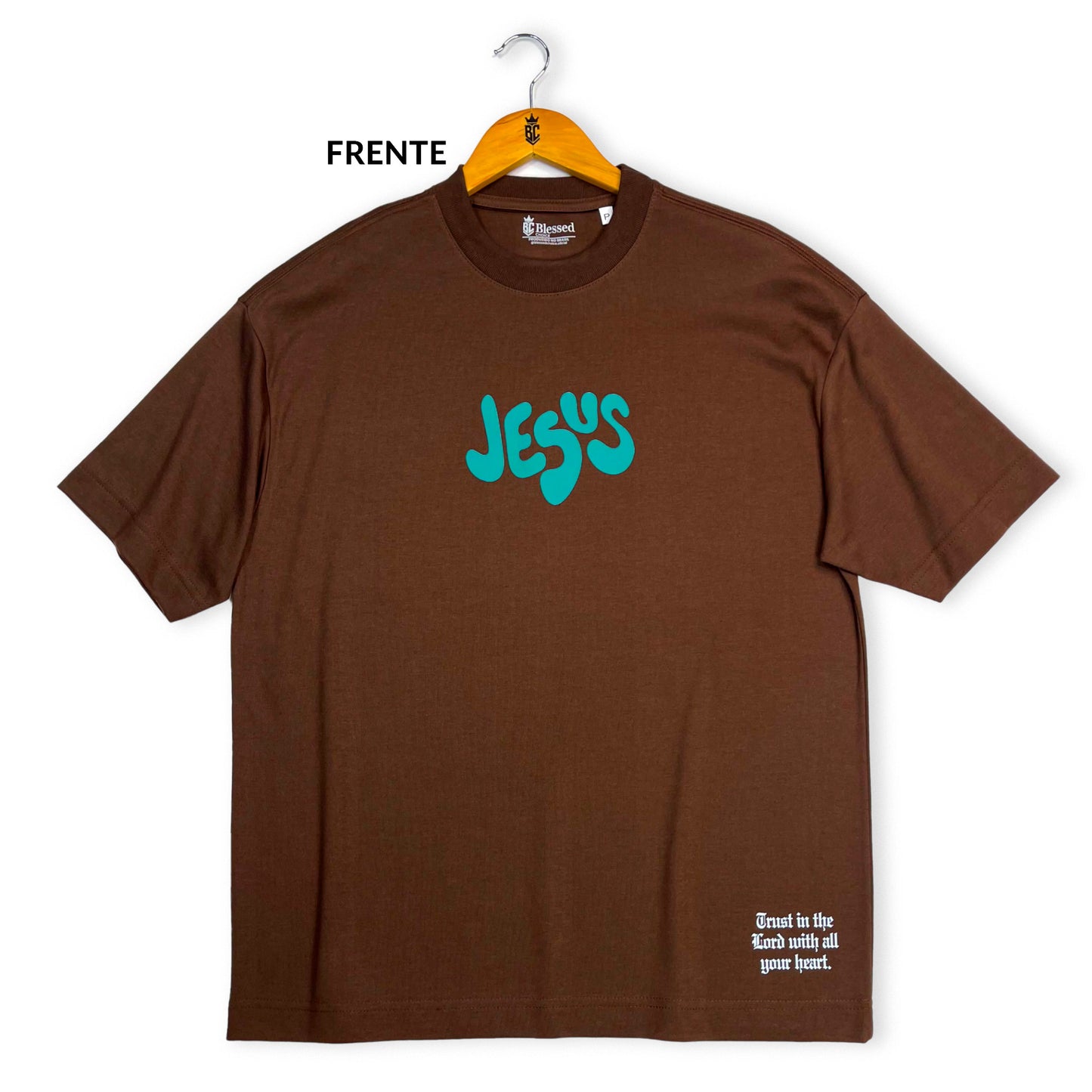 Oversized Marrom Full Jesus Is For Every One