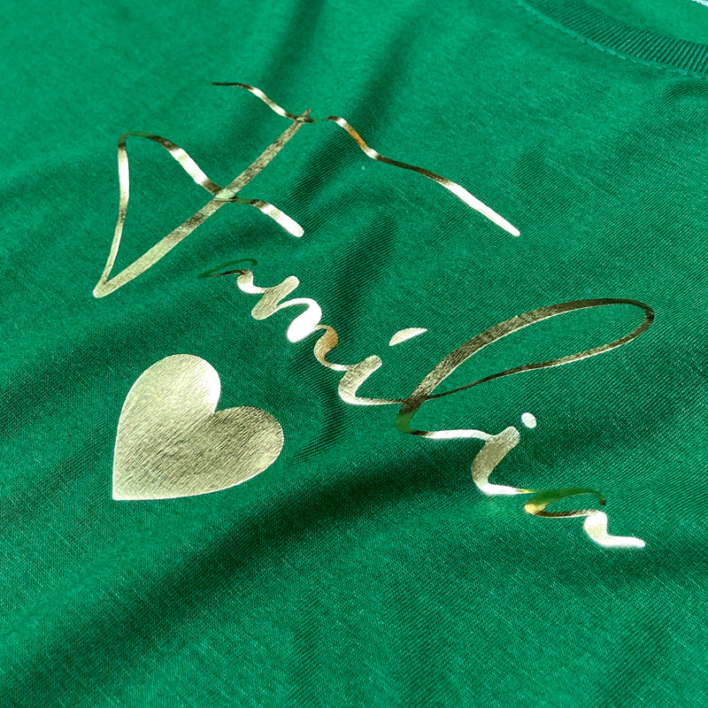 Camiseta Feminina Verde Família Coração Dourado