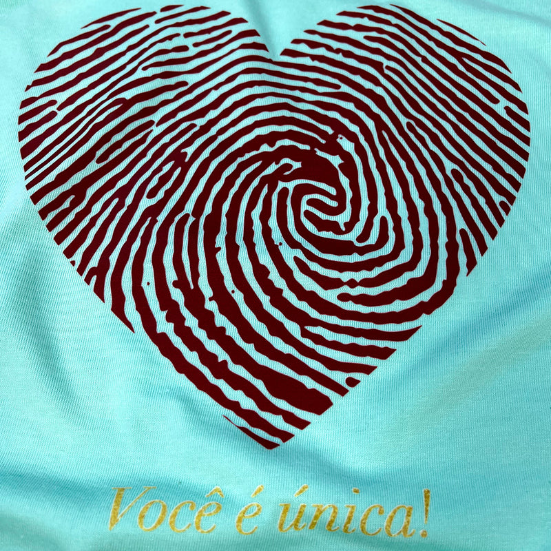 Camiseta Feminina Verde Menta Coração Digital Você É Única