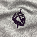 Camiseta Masculina Cinza Escudo Fé Detalhe