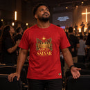 Camiseta Masculina Vermelha Nasceu para nos salvar — Ambientada 02