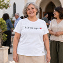 Camiseta Feminina Branca Eis-me aqui — Ambientada 04