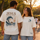 Oversized Off White Jesus Living Water — Ambientada 04
