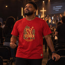 Camiseta Masculina Vermelha Paz na Terra — Ambientada 02