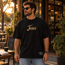 Camiseta Oversized Preta Ah, Jesus — Ambientada 01