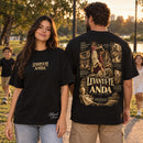 Camiseta Oversized Preta Levanta-te e Anda — Ambientada 04