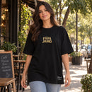Camiseta Oversized Preta A Filha de Jairo — Ambientada 03