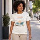 Camiseta Feminina Off White Jesus é a nossa luz do dia — Ambientada 01