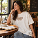 Camiseta Oversized Off White Levanta-te e Anda — Ambientada 03