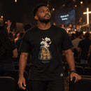 Camiseta Masculina Preta Meu fardo é leve bolsa — Ambientada 02