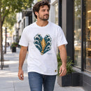 Camiseta Masculina Branca Ele abriu o mar — Ambientada 01