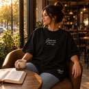 Camiseta Oversized Preta Guia-me Pra Que em Tudo em Ti Confie — Ambientada 03