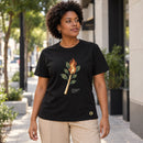 Camiseta Feminina Preta Arde, mas não se consome — Ambientada 02