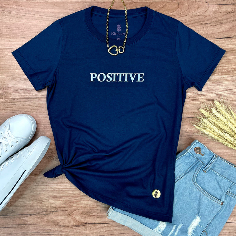 Camiseta Feminina Azul Aplique Positive