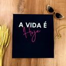 Camiseta Feminina Preta A Vida É Hoje