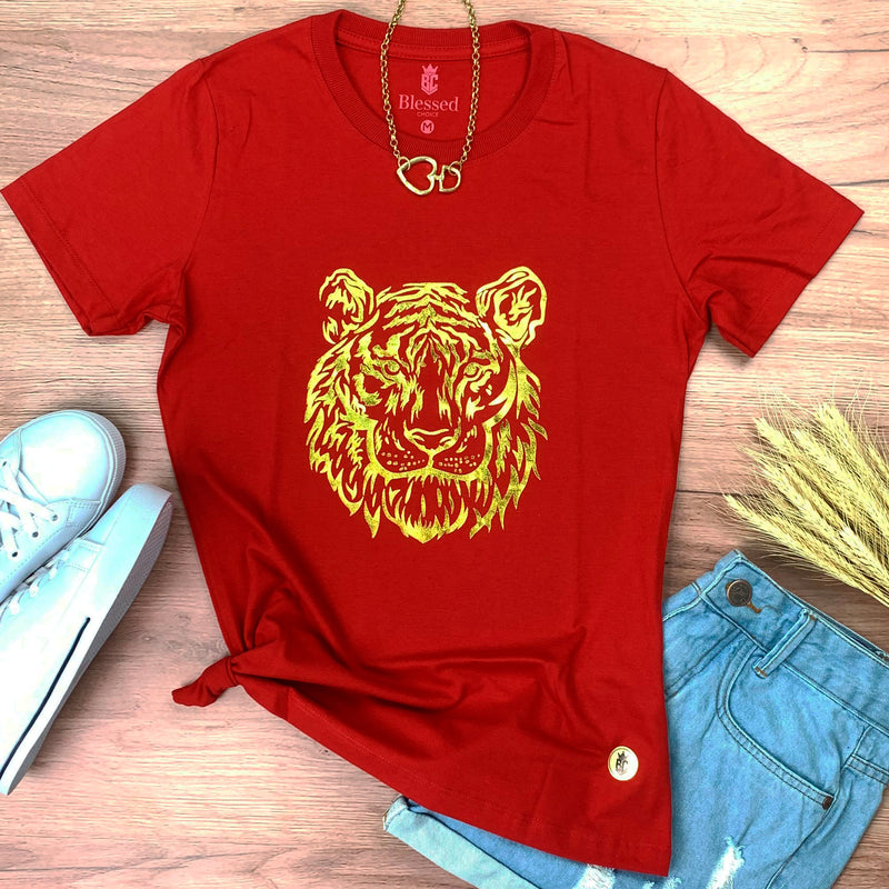 Camiseta Feminina Vermelha Leoa Dourada