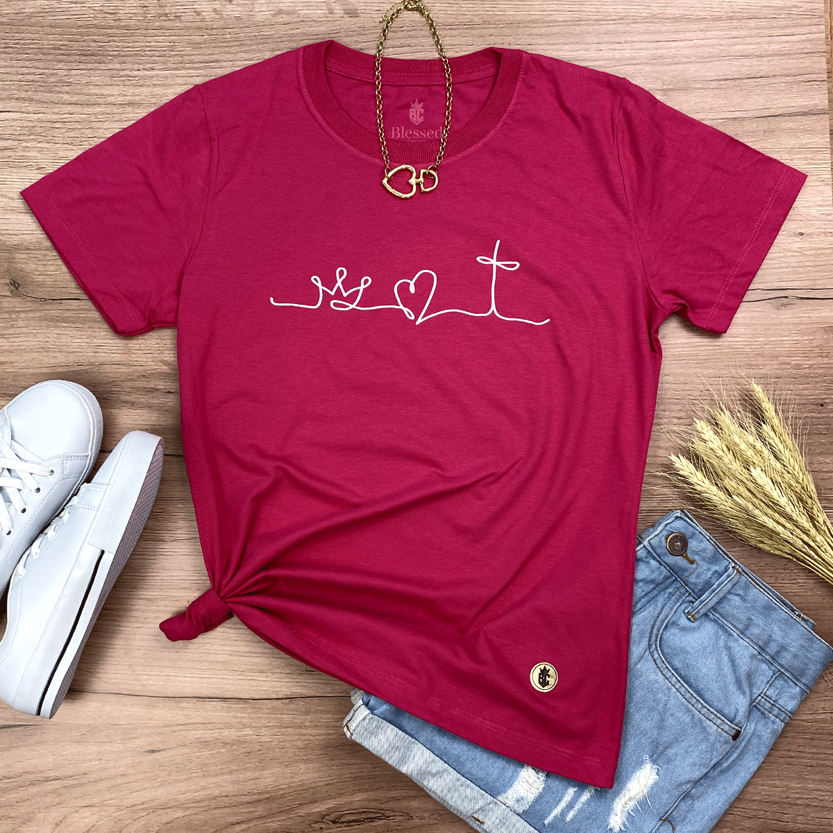 Camiseta Feminina Pink Coroa Coração