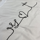 Camiseta Feminina Branca Coroa Coração