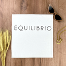 Camiseta Feminina Branca Equilibrio