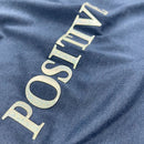 Camiseta Feminina Azul Aplique Positive