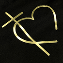 Camiseta Feminina Preta Cruz Coração Minimalista